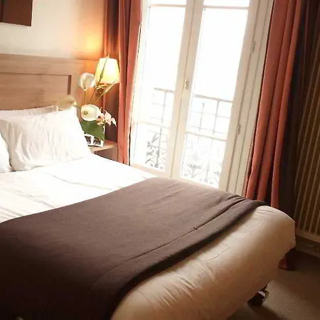 Boris V. By Happyculture 4* Levallois-Perret